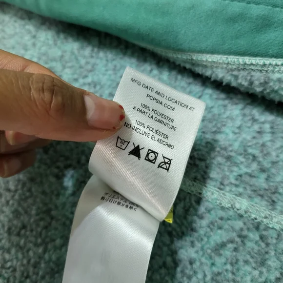 Patagonia Women's Better Sweater Vest - Lite Distilled Green - Picture 5 of 5